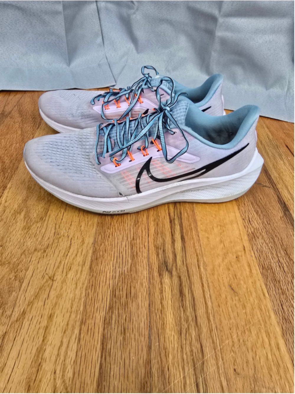 Women's Nike Air Zoom Running Sneakers Size 9.5 Grey Blue